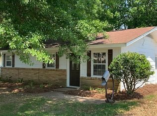1074 Eastview Dr, Grenada, MS 38901