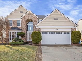 8886 Stonebridge Ct, Van Buren Township, MI 48111