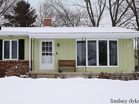 2nd image of 5316 Blaine Ave SE