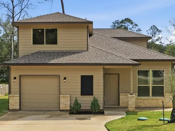 903 Crystal River Rd, Montgomery, TX 77316
