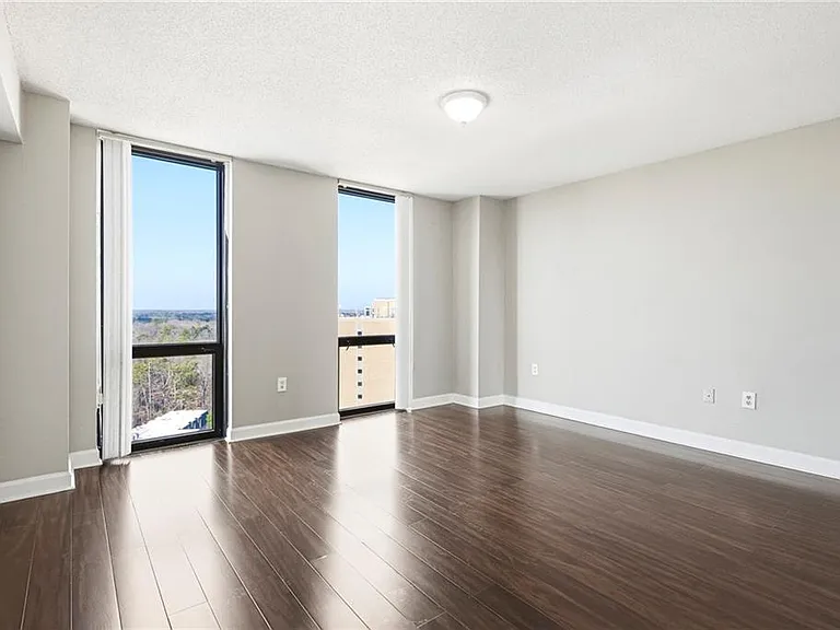 2870 Pharr Court South NW #NW-2001-2001 — Photo 13
