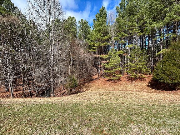 2nd image of 115 Water Oak Way