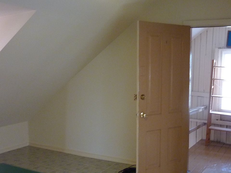 1st image of 3121 N Oakley Ave #3