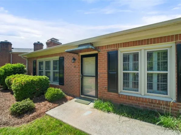 812 Devon Ct, Winston Salem, NC 27104