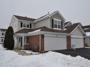215 Macintosh Ave, Woodstock, IL 60098