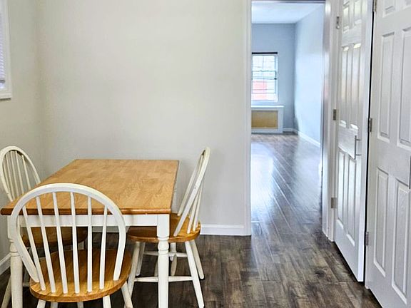 4th image of 35-49 Vernon Blvd #2R