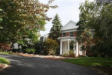 1st image of 3 Foxwood Ln
