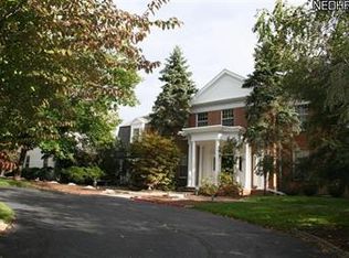 3 Foxwood Ln, Pepper Pike, OH 44124