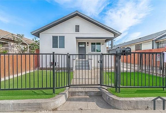 3rd image of 3818 Crawford St #2