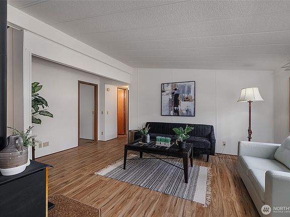5th image of 7300 32nd Avenue NE #43