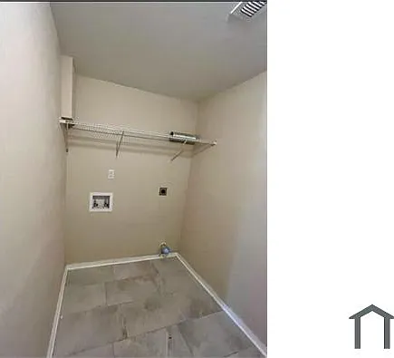 1433 Helon St #1 — Photo 8