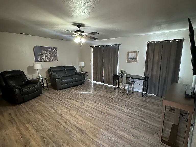 803 S Wyoming Ave — Photo 7