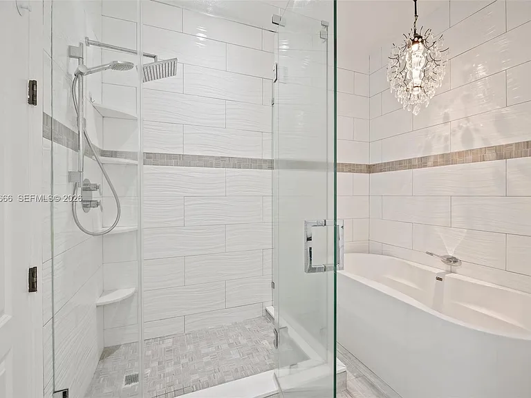622 SW 147th Ter #1 — Photo 14
