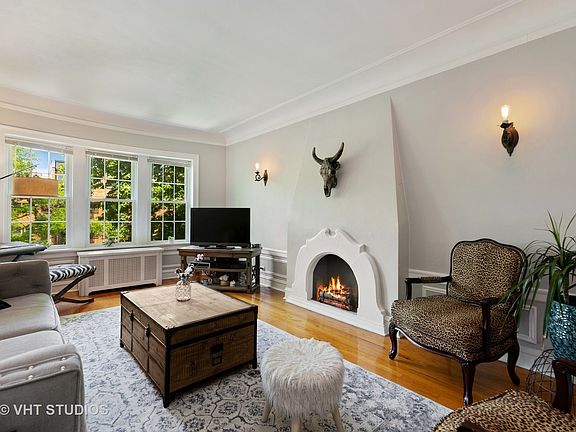 3rd image of 338 S East Ave APT 2S