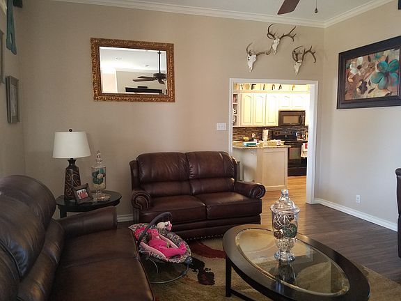 4th image of 2600 Hoya Dr