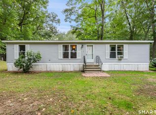 17 Evergreen Park, Clinton, CT 06413