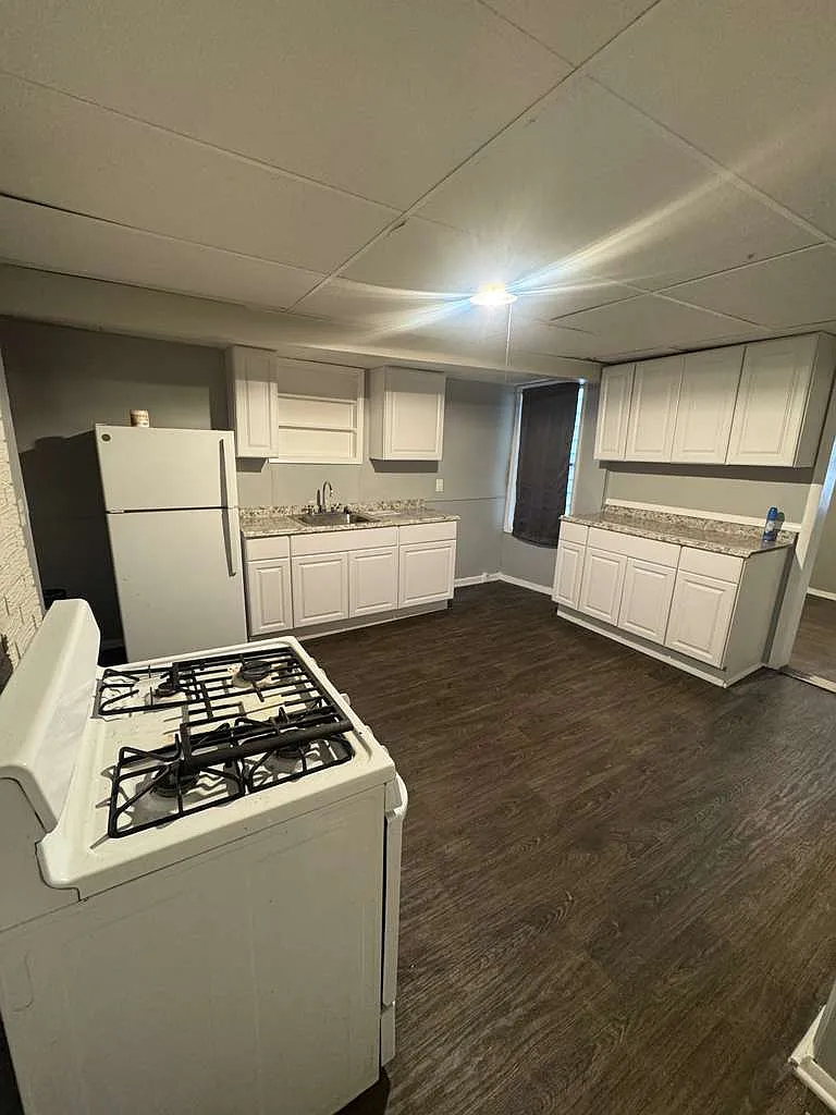 2 bed, 1496 sqft, $1,190 — Photo 3