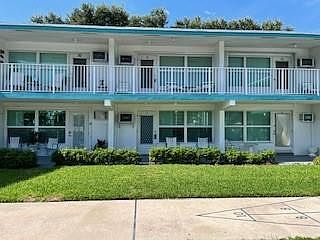3rd image of 1201 N Riverside Drive #12b