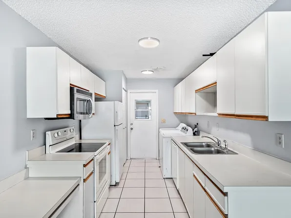 523 Winter Ter, Winter Haven, FL 33881