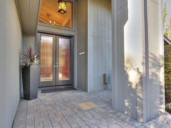 3rd image of 17305 Eaton Ln