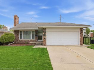 11337 Kennebec Ave, Allen Park, MI 48101