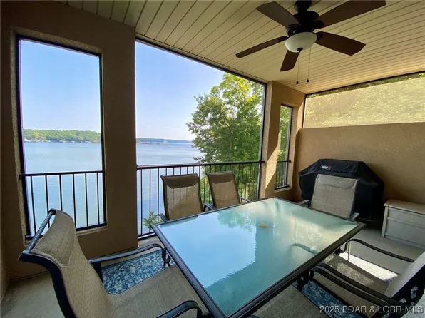 918 Tuscany Dr #2T, Camdenton, MO 65020