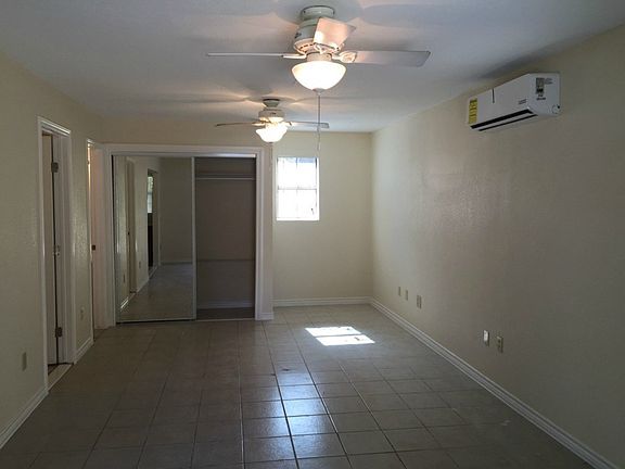 5th image of 4516 Avenue C #B