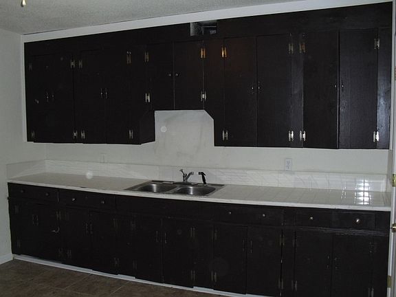 2nd image of 500 Hilda St #B