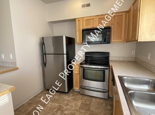 2112 E White Oak Ct APT 102, Nampa, ID 83687