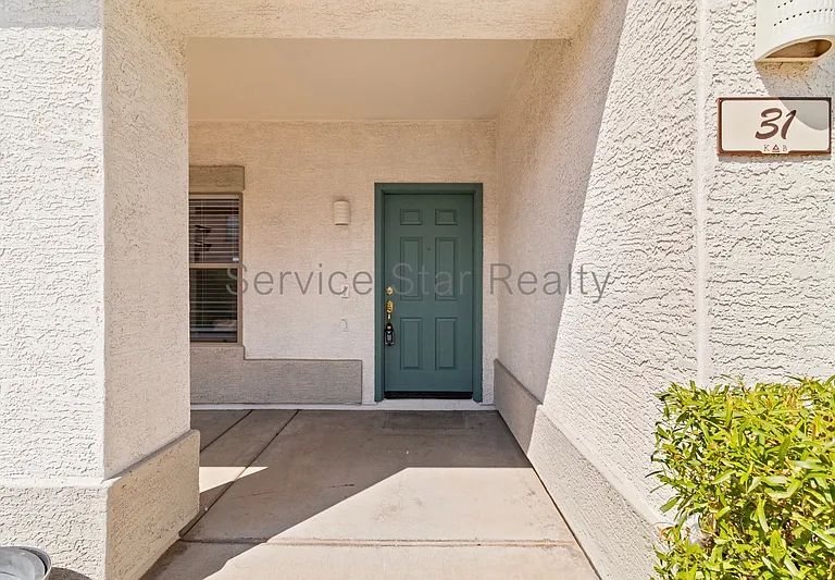 7500 E Deer Valley Rd #31 — Photo 4