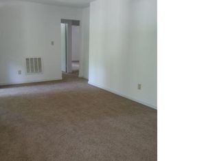 118 Gregory Dr, Cary, NC 27513