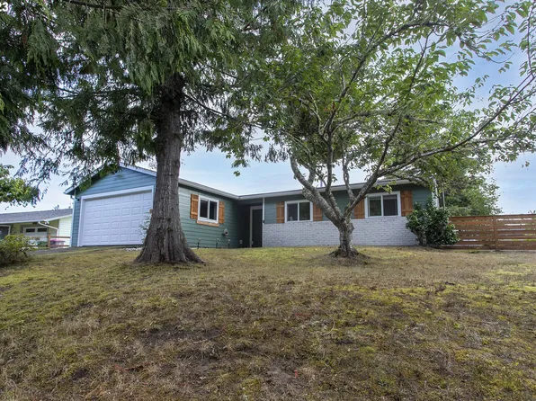 870 Russell Dr, Hammond, OR 97121