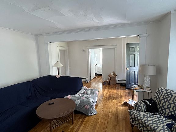 5th image of 12 Hammondswood Rd #1