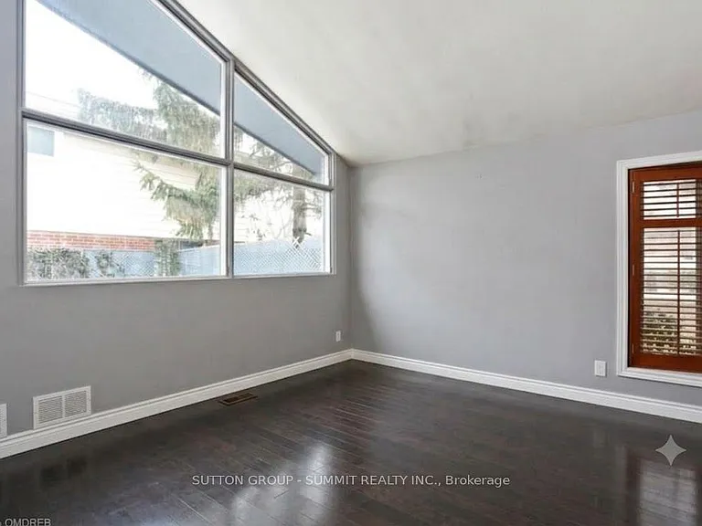 1065 Bomorda Dr — Photo 8