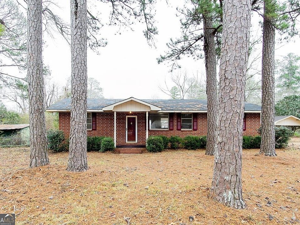 1st image of 112 N McDaniel Dr