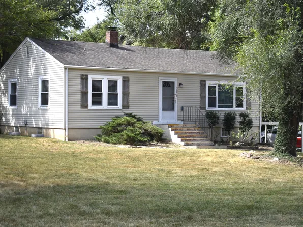 3070 E Beaumont Street, Springfield, MO 65804