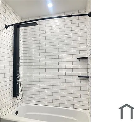 1901 W Diamond St #2 — Photo 9