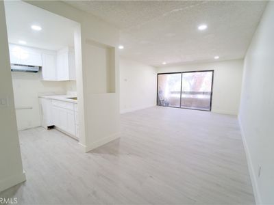 600 W 3rd St APT B211, Santa Ana, CA, 92701