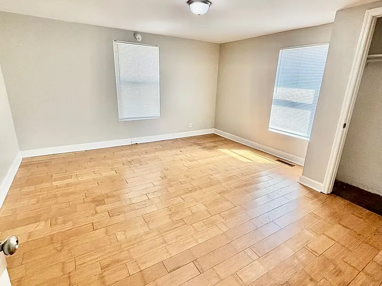 111 Marne Ave — Photo 16