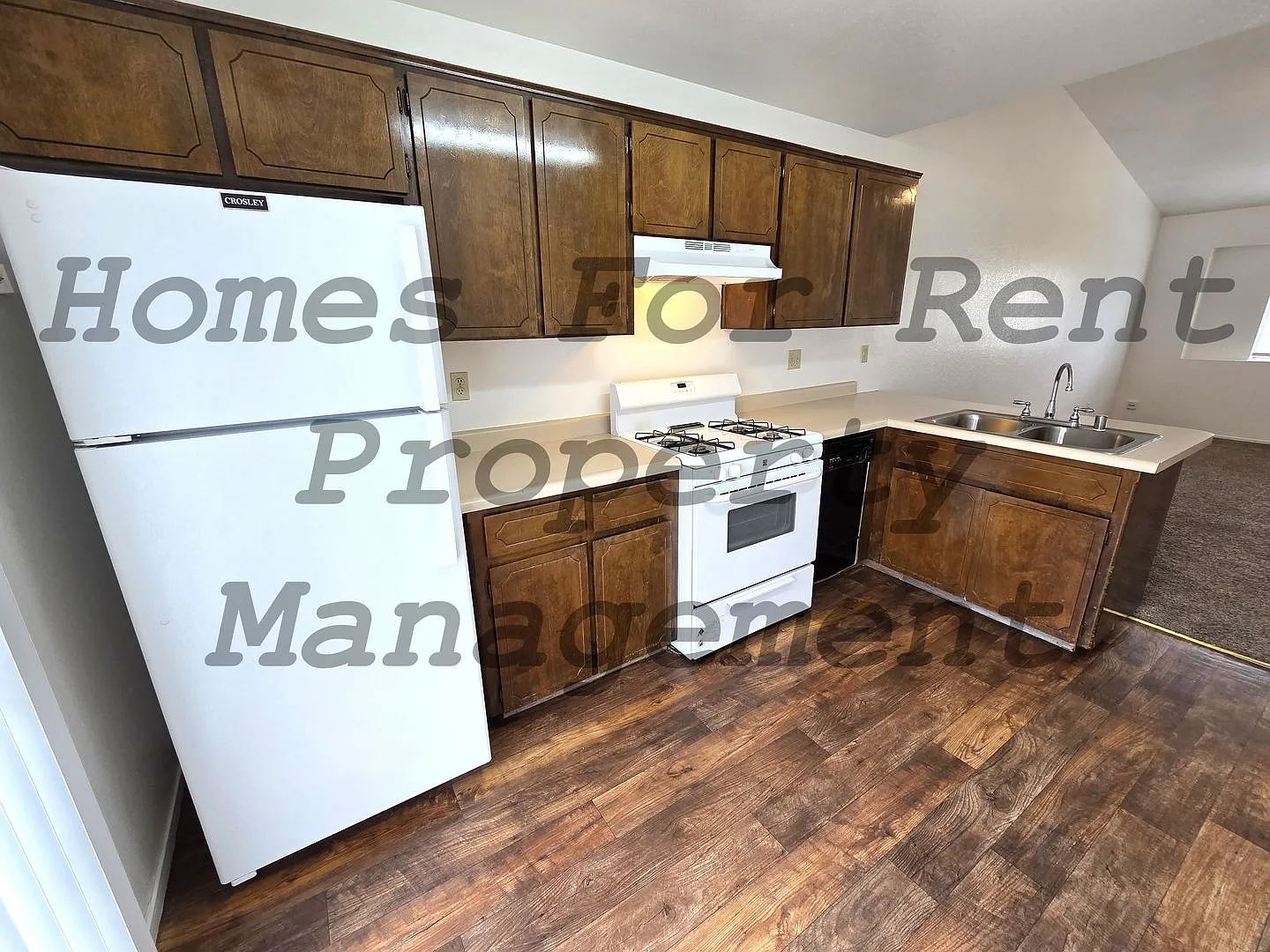 361 Eastridge Circle — Photo 4