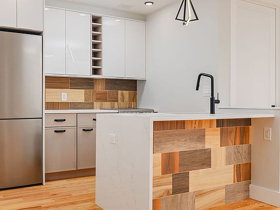 4th image of 2112 Avenue P #309