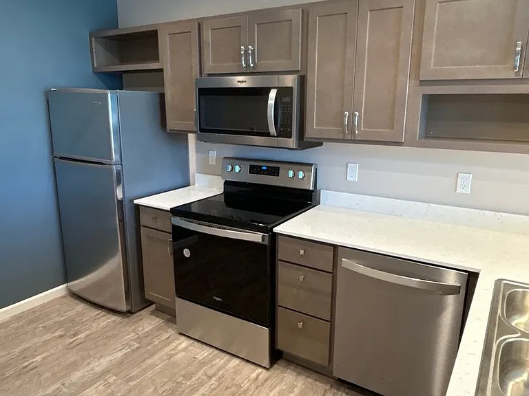 Plaza 93 Apartments — Photo 131