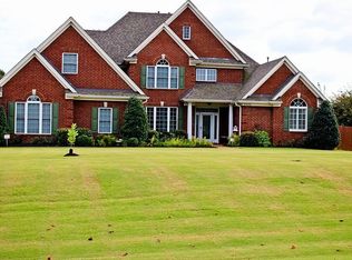 2925 Fountain Gate Dr, Hernando, MS 38632