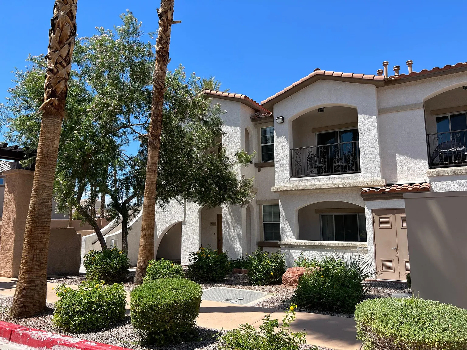 2 bed, 1268 sqft, $1,695 — Photo 4