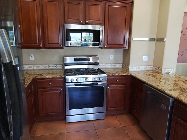 74106 Manana Dr — Photo 12