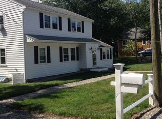 24 Vincent Dr, Marshfield, MA 02050