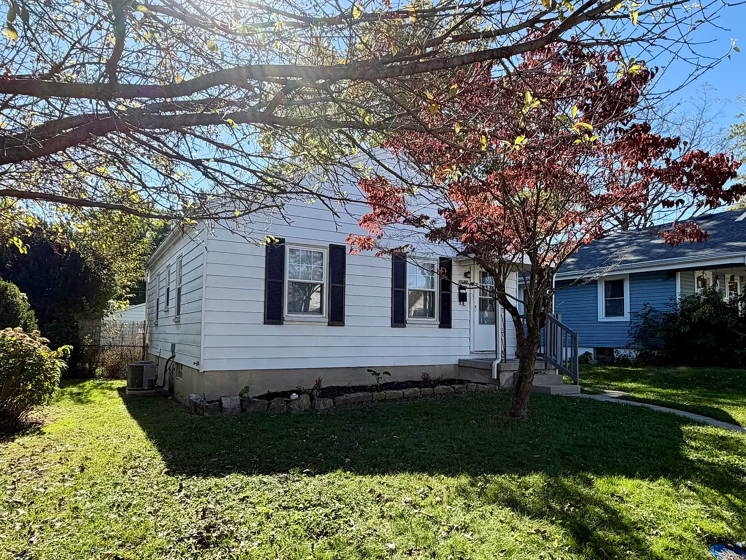 2 bed, 720 sqft, $1,275 — Photo 3