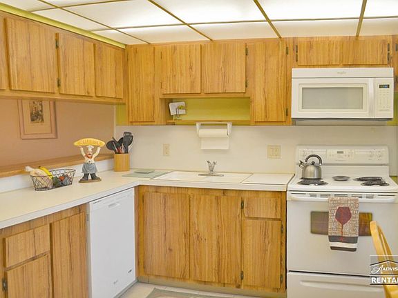 5th image of 135 Palm Dr #2975