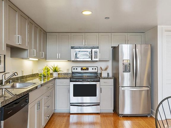4th image of 767 Bryant St APT 202