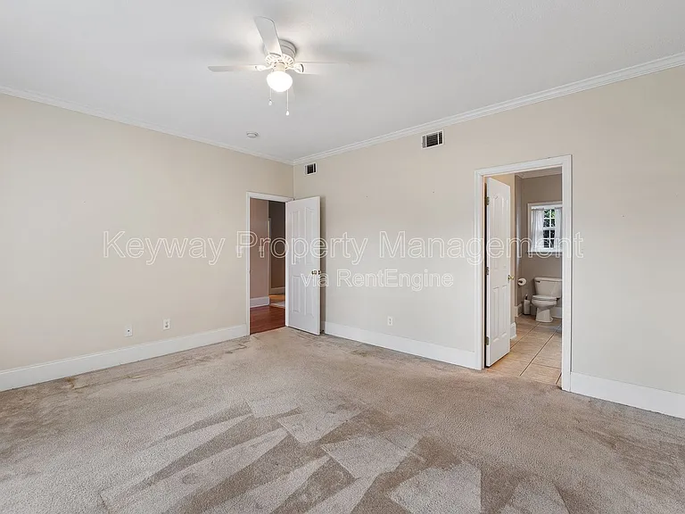 4890 Somerset Dr — Photo 13